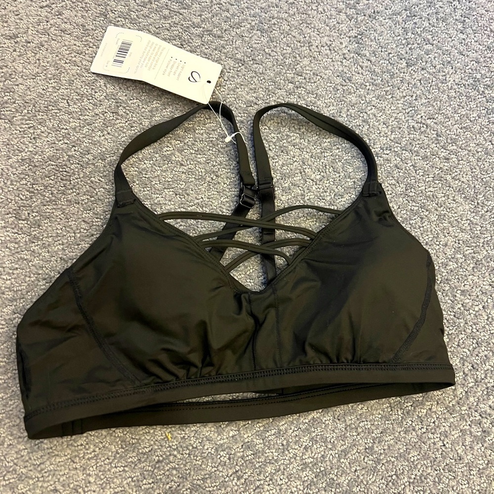 CRZ YOGA Black Strappy Sports Bra with Criss-Cross Design